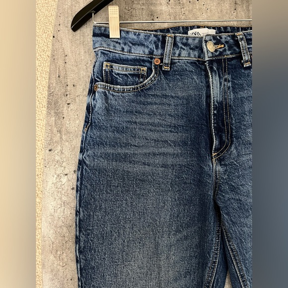 Zara Straight Jeans Size 6 - Picture 6 of 9